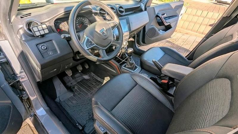 Gebraucht Dacia Duster Extreme 116 PS (85 kW) 2022 Grau SUV