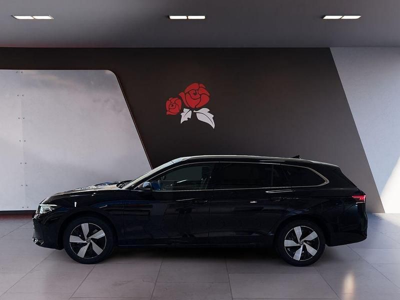 Neu VW Passat Business 150 PS (110 kW) 2026 Schwarz Limousine