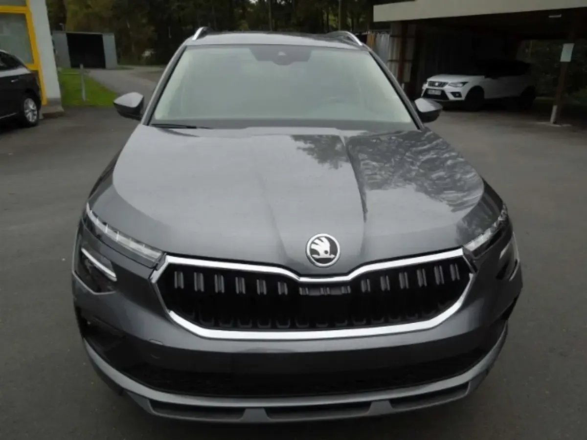 Neu Skoda Kamiq 150 PS (110 kW) 2026 Graphitgrau SUV