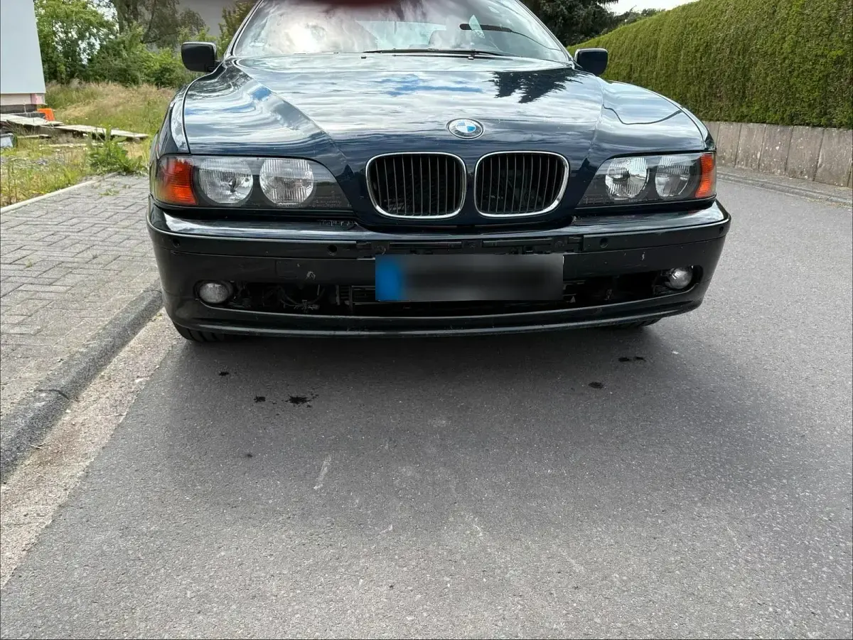 Gebraucht BMW 520 Basis 150 PS (110 kW) 1998 Blau Limousine