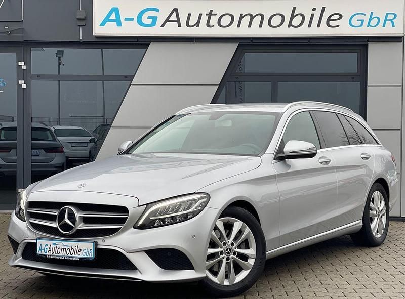 Iridiumsilber Gebraucht 2019 Mercedes C200 Avantgarde Kombi | 19.900 € (Fairer Preis) - Bild 1/4