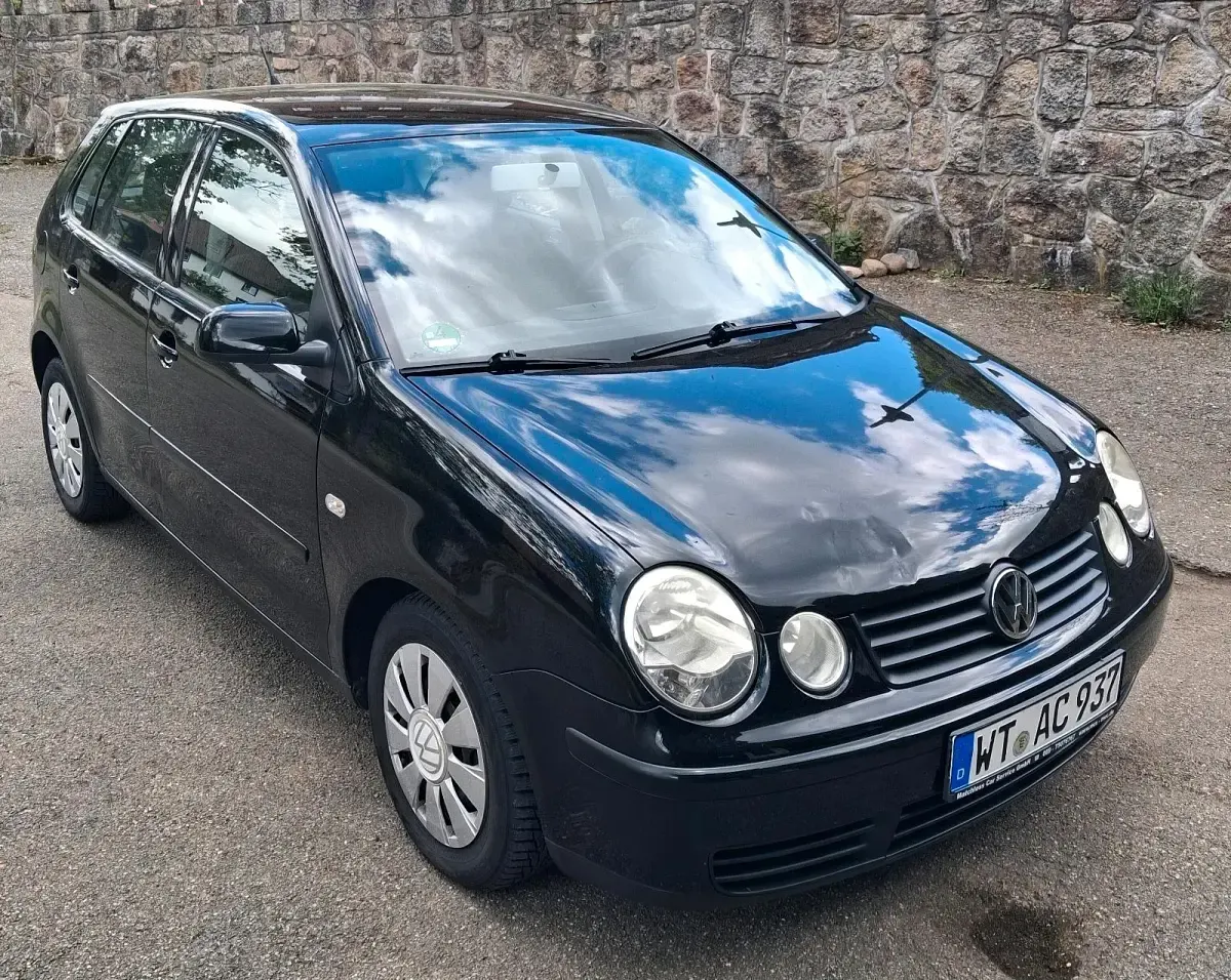 Gebraucht VW Polo 64 PS (47 kW) 2003 Schwarz Kleinwagen