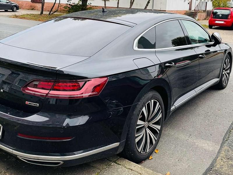 Gebraucht VW Arteon Elegance 239 PS (175 kW) 2018 Schwarz Coupé