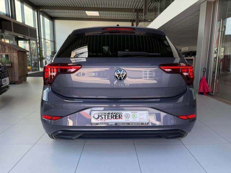 Neu VW Polo Life 95 PS (69 kW) 2025 Rauchgrau metallic Kleinwagen