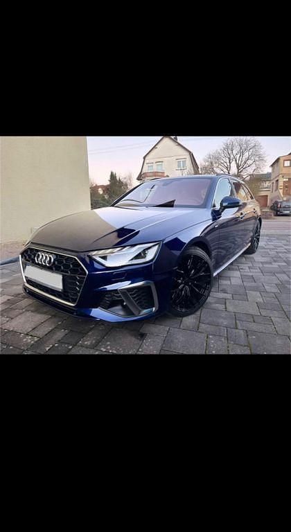 Second-hand Audi A4 S-Line 136 CP (100 kW) 2020 Albastru Break