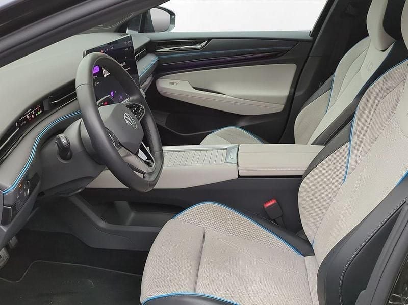 Gebraucht VW ID.7 Pro 210 kW (286 PS) 2023 Grenadillschwarz metallic Limousine