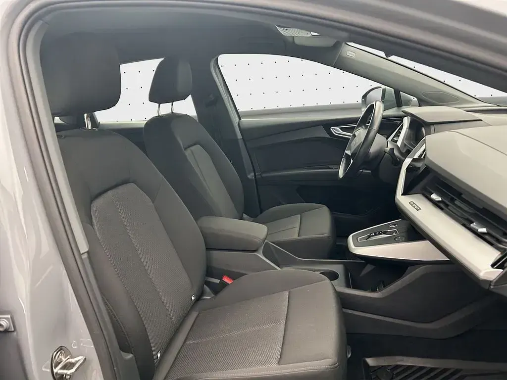 Second-hand Audi Q4 Sportback e-tron Performance 150 kW (204 CP) 2022 Gri SUV