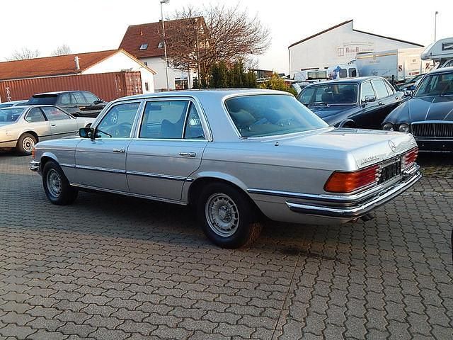 Gebraucht Mercedes 450 286 PS (210 kW) 1980 Silber metallic Limousine