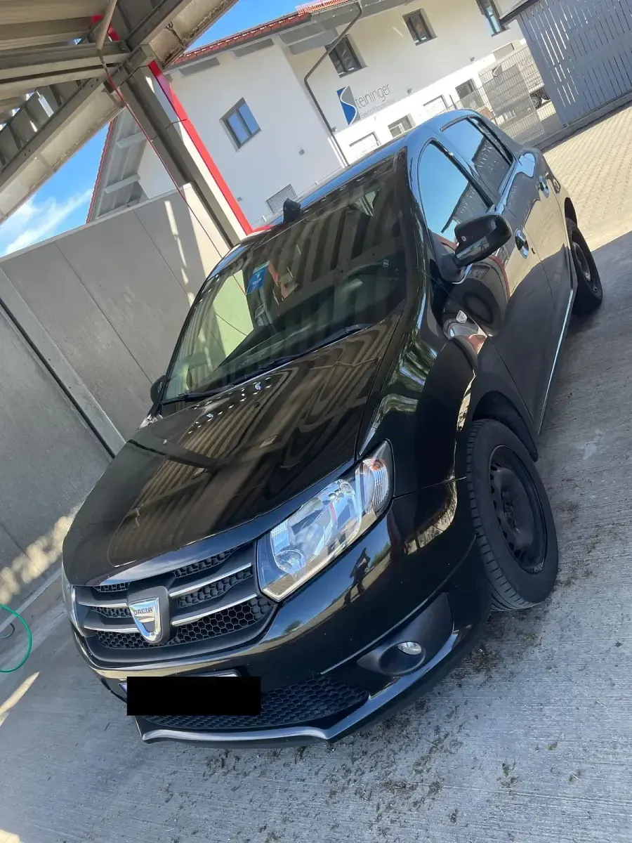 Gebraucht Dacia Sandero Lauréate 90 PS (66 kW) 2016 Schwarz Kleinwagen