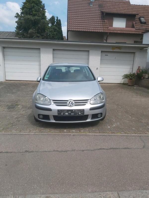 Silber Gebraucht 2005 VW Golf V Kleinwagen | 2.799 € (Fairer Preis) - Bild 1/4