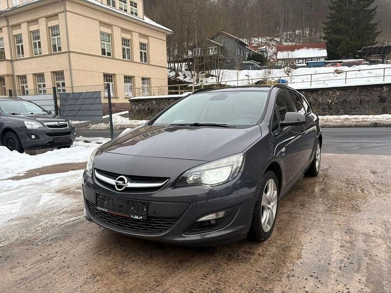 Grau Gebraucht 2013 Opel Astra Active Kombi | 3.999 € (Superpreis) - Bild 1/4