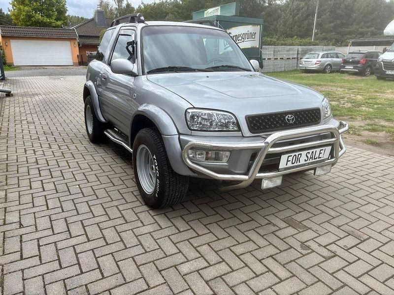 Gebraucht Toyota RAV4 128 PS (94 kW) 1998 Silber SUV