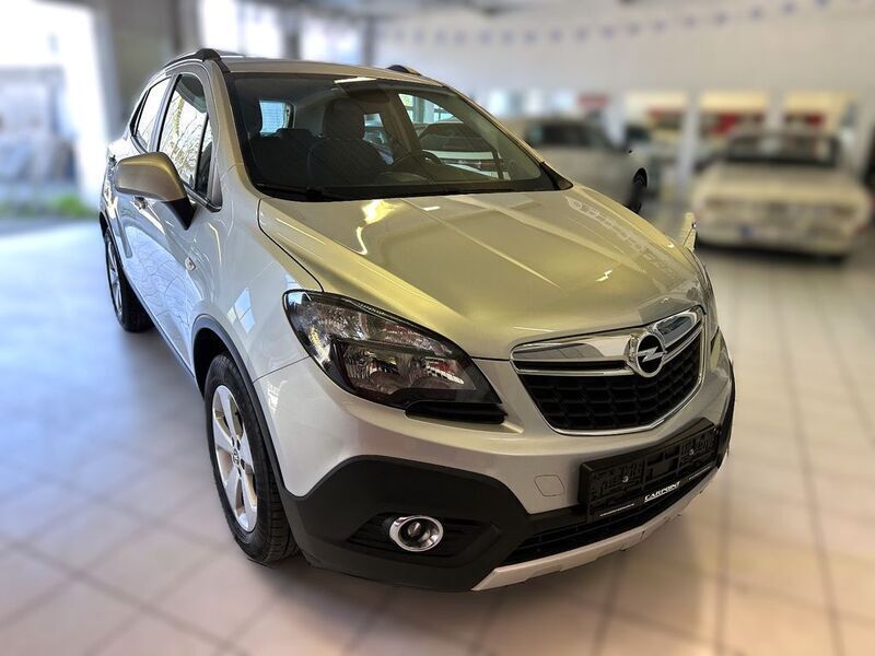 Argon silber/ice silver (m2) Gebraucht 2016 Opel Mokka SUV | 11.899 € (Fairer Preis) - Bild 1/4