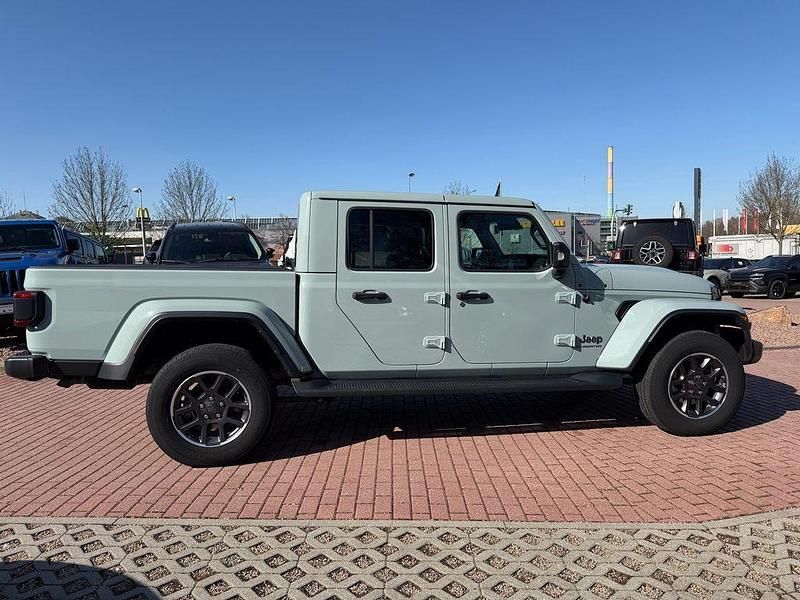 Occasion Jeep Gladiator Overland 264 ch (194 kW) 2023 Gris Pick-up