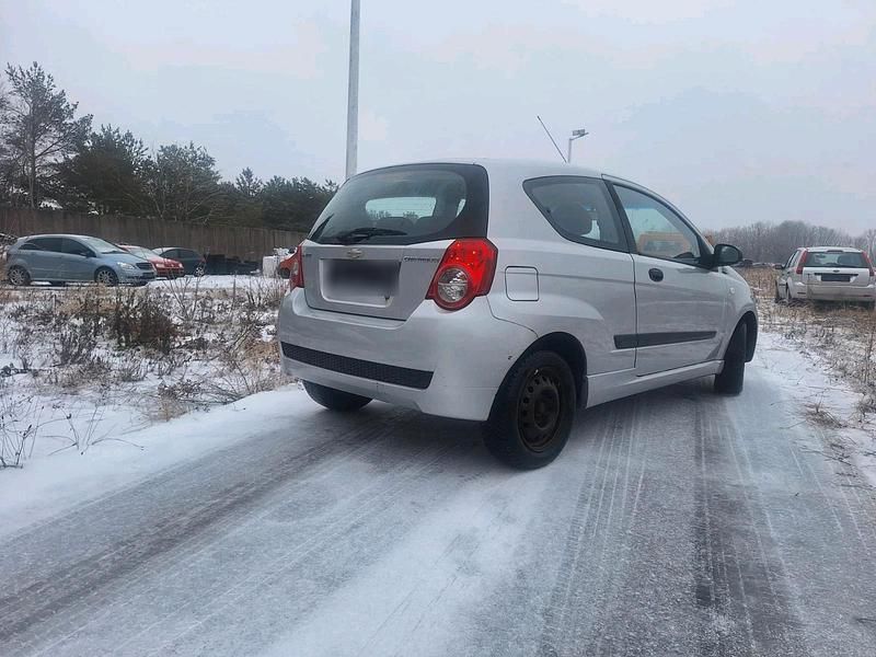 Używany Chevrolet Aveo 84 KM (61 kW) 2008 Srebrny Sedan/Limuzyna
