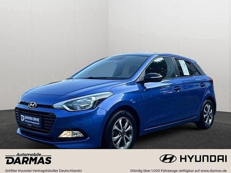 Blau Gebraucht 2019 Hyundai i20 Passion Limousine | 10.450 € (Guter Preis) - Bild 1/4