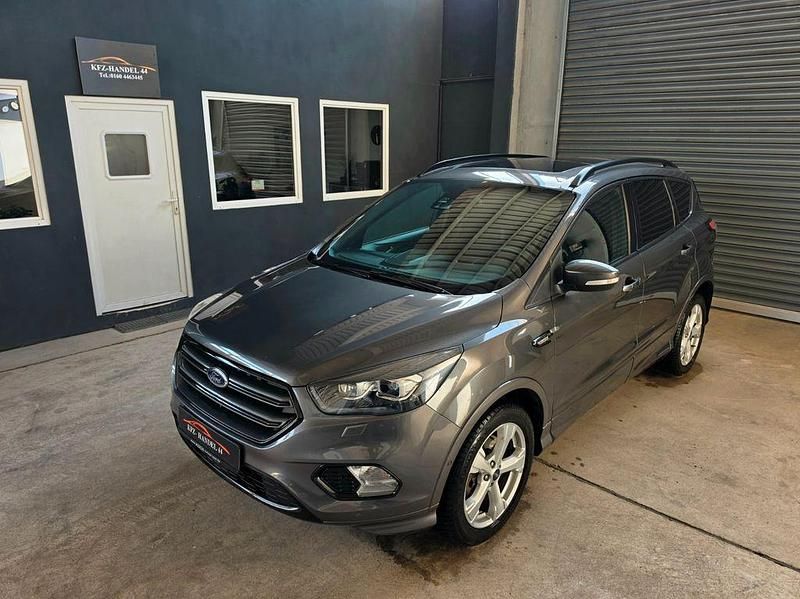 Gebraucht Ford Kuga ST-Line 175 PS (128 kW) 2019 Grau SUV