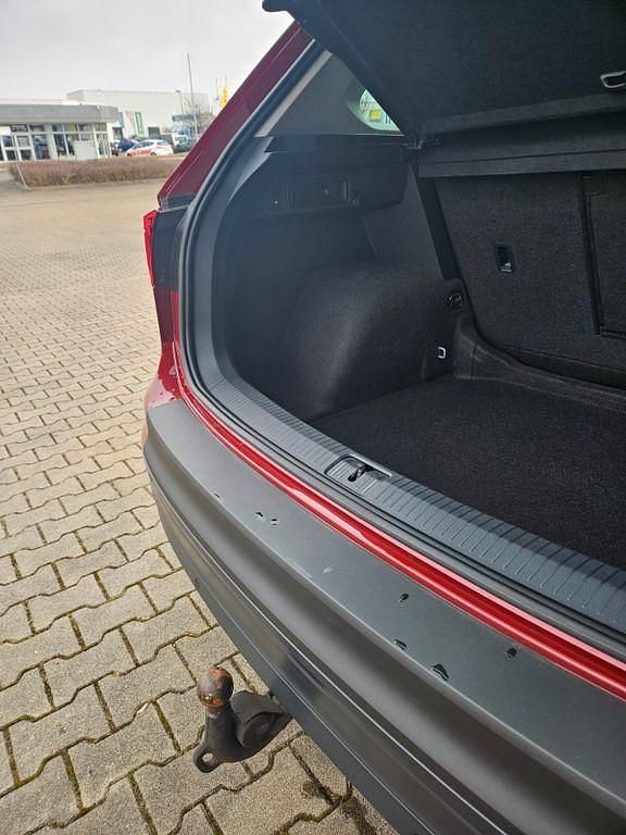 Gebraucht VW Tiguan Sound 150 PS (110 kW) 2018 Ruby red SUV