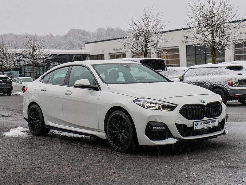 Gebraucht BMW 218 M Sport 136 PS (100 kW) 2021 Weiß Coupé