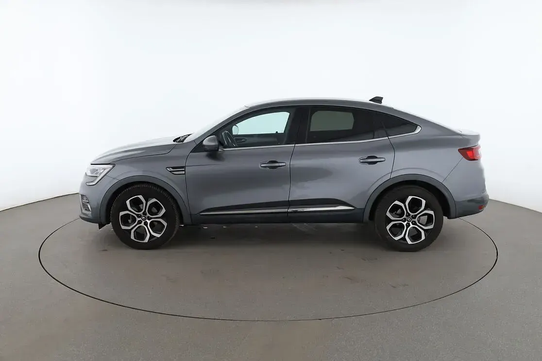 Gebraucht Renault Arkana Intens 140 PS (102 kW) 2021 Grau SUV