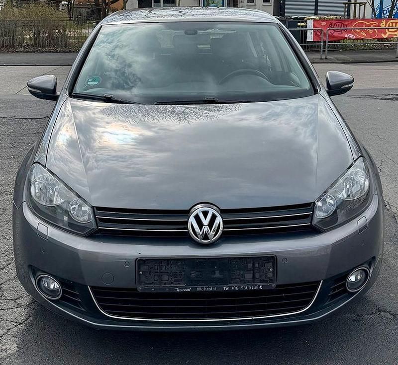 Gebraucht VW Golf VI 122 PS (89 kW) 2009 Grau Kleinwagen