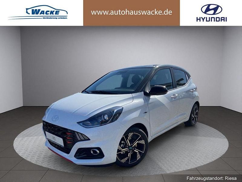 Farbe: weiss Neu 2025 Hyundai i10 N Line Kleinwagen | 21.970 € (Fairer Preis) - Bild 1/4