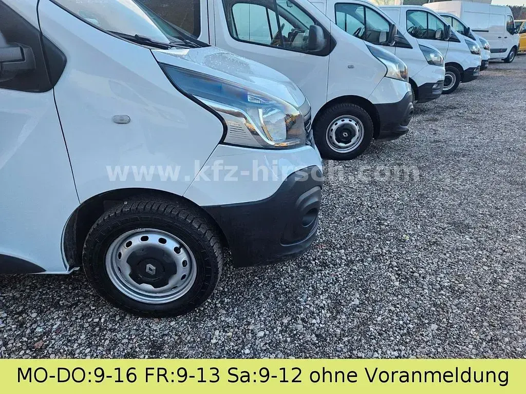 Gebraucht Renault Trafic Komfort 121 PS (88 kW) 2019 Weiß Van / Kleinbus