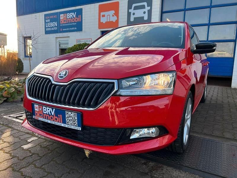 Gebraucht Skoda Fabia Cool Plus 75 PS (55 kW) 2019 Rot Limousine