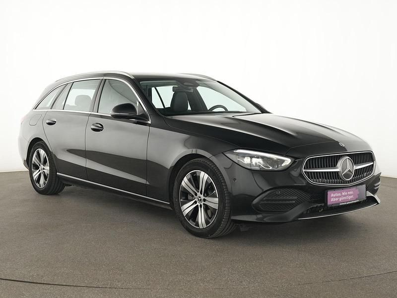 Gebraucht Mercedes C200 Avantgarde 163 PS (119 kW) 2023 Schwarz Limousine