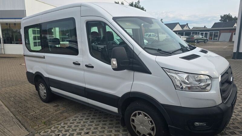 Weiß Gebraucht 2020 Ford Transit Trend Kombi | 19.990 € (Guter Preis) - Bild 1/4