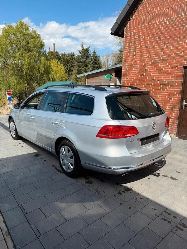 Second-hand VW Passat 122 CP (89 kW) 2013 Argintiu Break