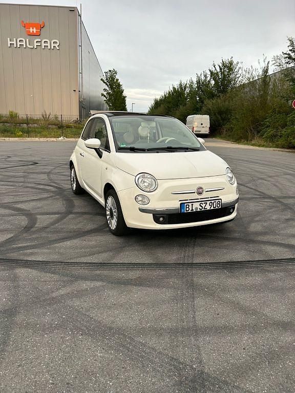 Weiß Gebraucht 2011 Fiat 500C Lounge Cabrio | 4.100 € (Fairer Preis) - Bild 1/4