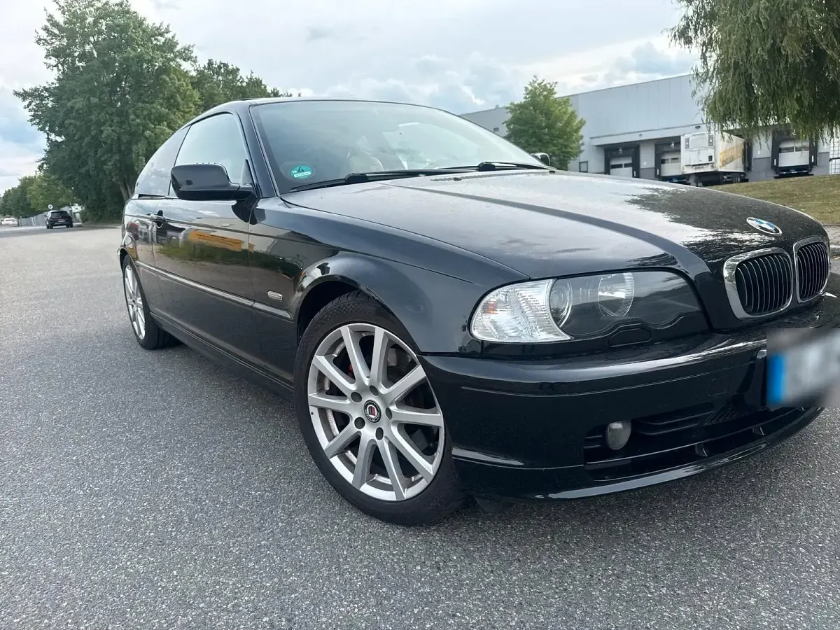 Gebraucht BMW 325 192 PS (141 kW) 2001 Schwarz Coupé