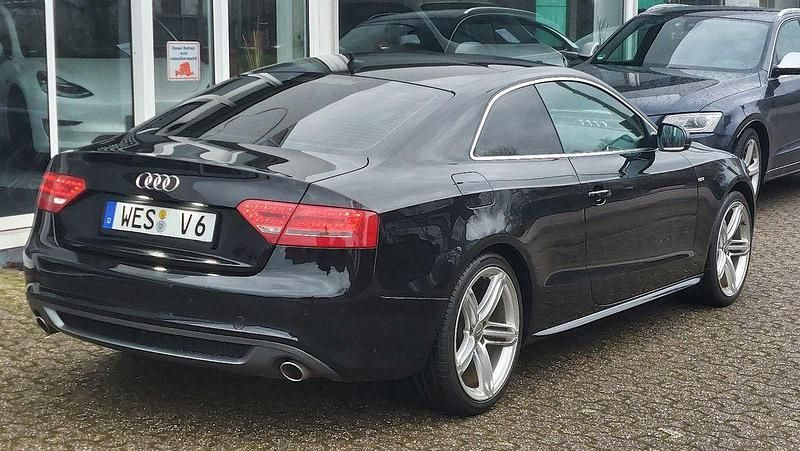 Gebraucht Audi A5 Sport 239 PS (175 kW) 2011 Schwarz Coupé