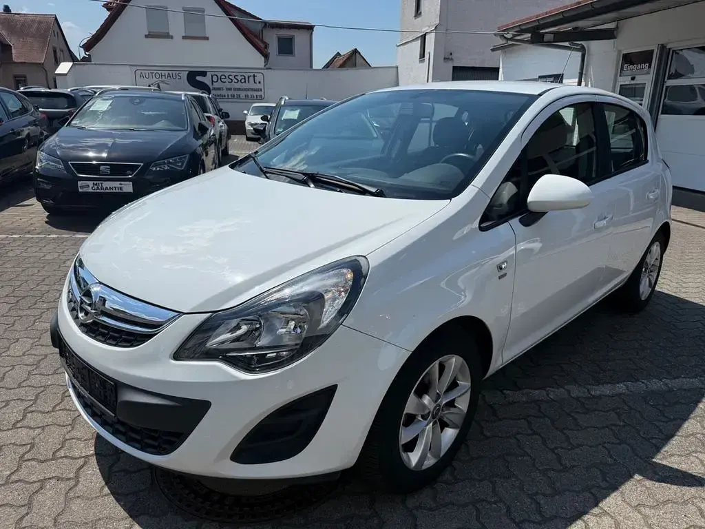 Gebraucht Opel Corsa Energy 69 PS (50 kW) 2014 Weiß Kleinwagen