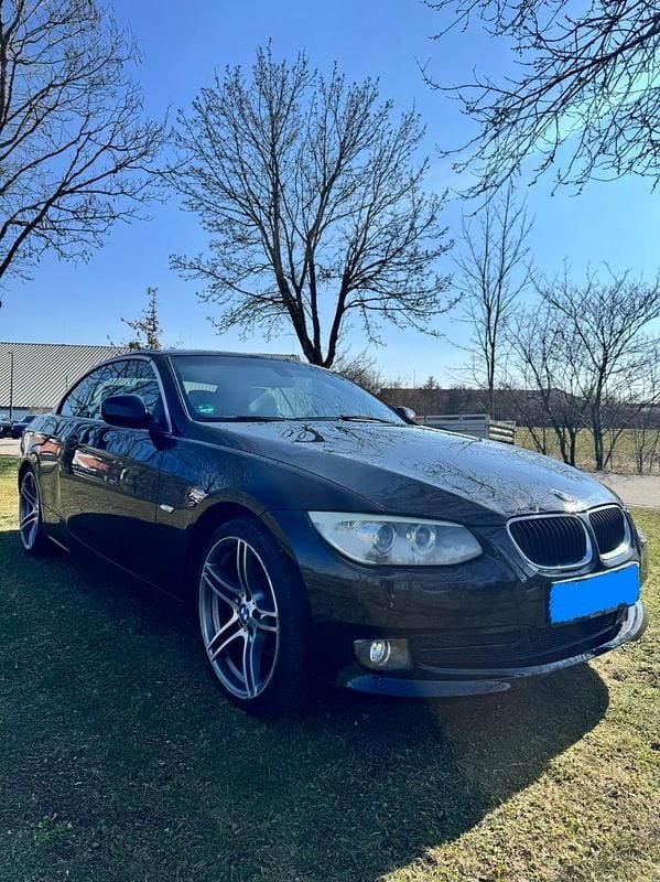 Gebraucht BMW 318 Cabriolet M Performance 143 PS (105 kW) 2010 Schwarz Cabrio