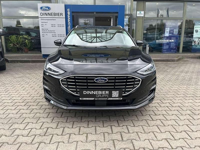 Neu Ford Focus Titanium 155 PS (114 kW) 2025 Agate black metallic Kombi