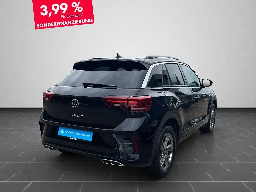 Second-hand VW T-Roc R-line 110 CP (80 kW) 2023 Negru SUV
