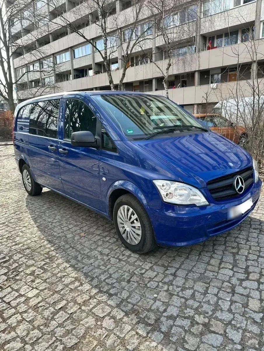 Gebraucht Mercedes Vito 163 PS (119 kW) 2014 Blau Van