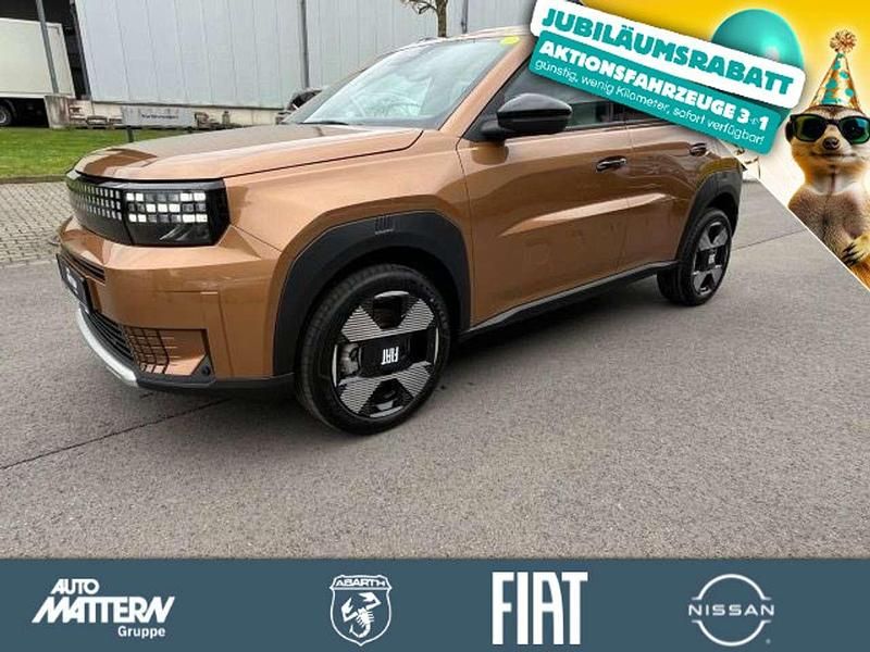 Braun Neu 2025 Fiat Grande Panda La Prima SUV | 26.490 € - Bild 1/4