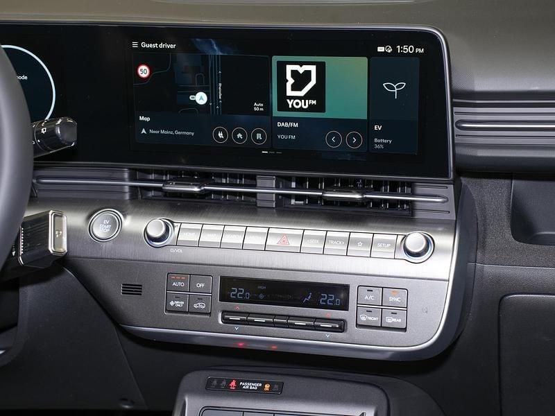 Neu Hyundai Kona Select 114 kW (156 PS) 2025 Ecotronic grey SUV