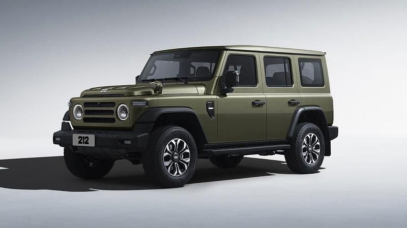 Neu BAW 212 166 PS (122 kW) 2026 Grün SUV