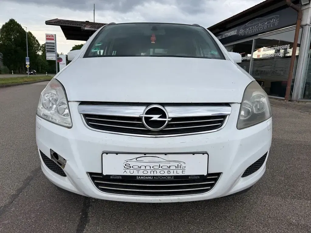 Gebraucht Opel Zafira 110 PS (80 kW) 2010 Weiß Van / Kleinbus