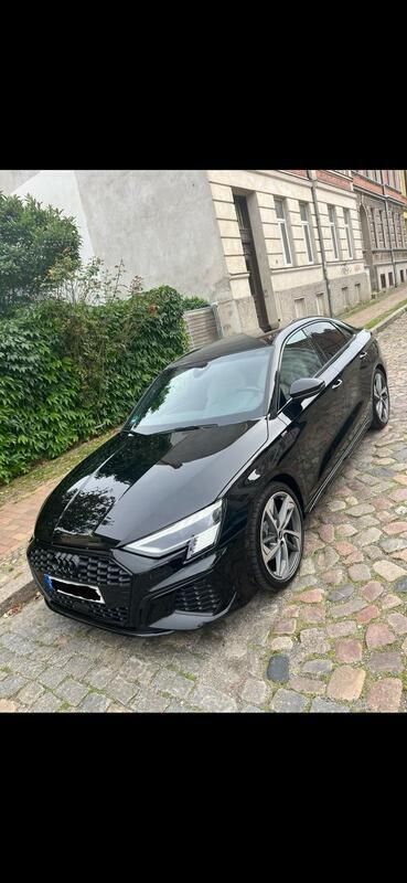 Schwarz Gebraucht 2021 Audi A3 S-Line Limousine | 28.000 € (Fairer Preis) - Bild 1/4
