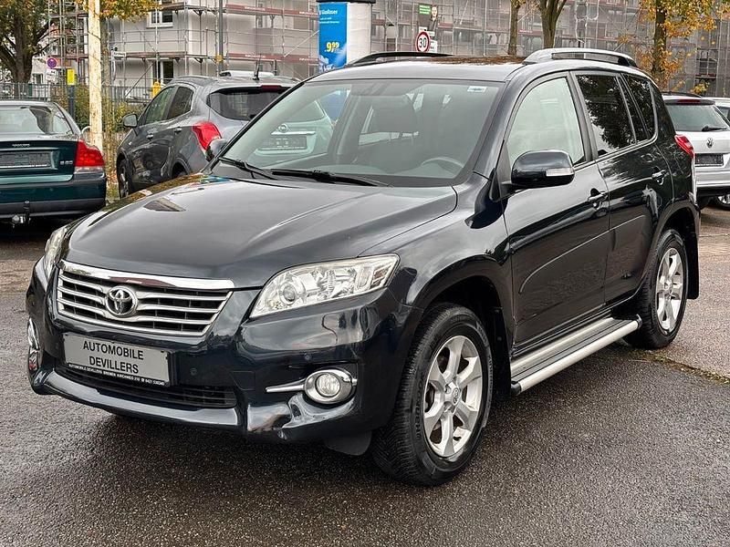 Blau Gebraucht 2011 Toyota RAV4 Life SUV | 13.790 € (Etwas zu teuer) - Bild 1/4