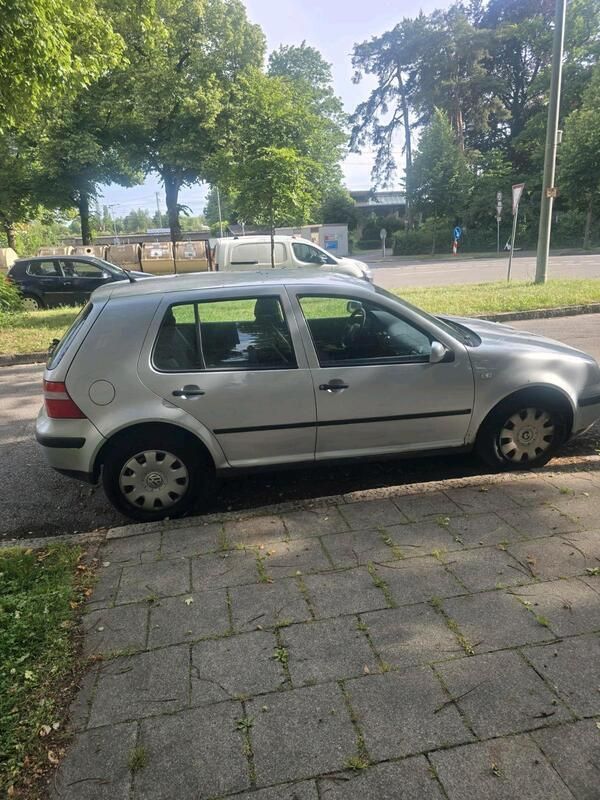 Grau Gebraucht 2002 VW Golf IV Kombi | 1.600 € (Fairer Preis) - Bild 1/4