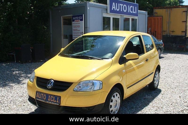 Gebraucht VW Fox 54 PS (39 kW) 2005 Gelb Kleinwagen
