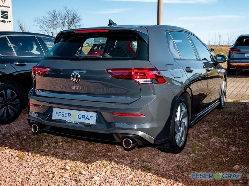 Gebraucht VW Golf VIII GTI 245 PS (180 kW) 2023 Uranograu Limousine