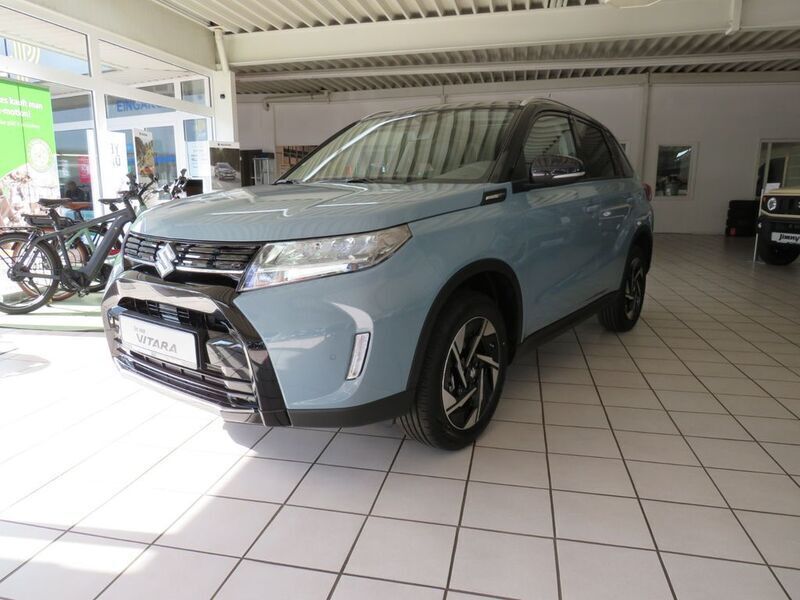 Blau Neu 2024 Suzuki Vitara Comfort+ SUV | 25.800 € (Etwas zu teuer) - Bild 1/4