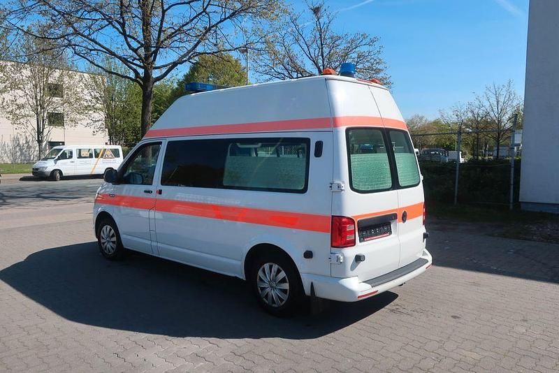 Second-hand VW Transporter 150 CP (110 kW) 2017 Alb Van